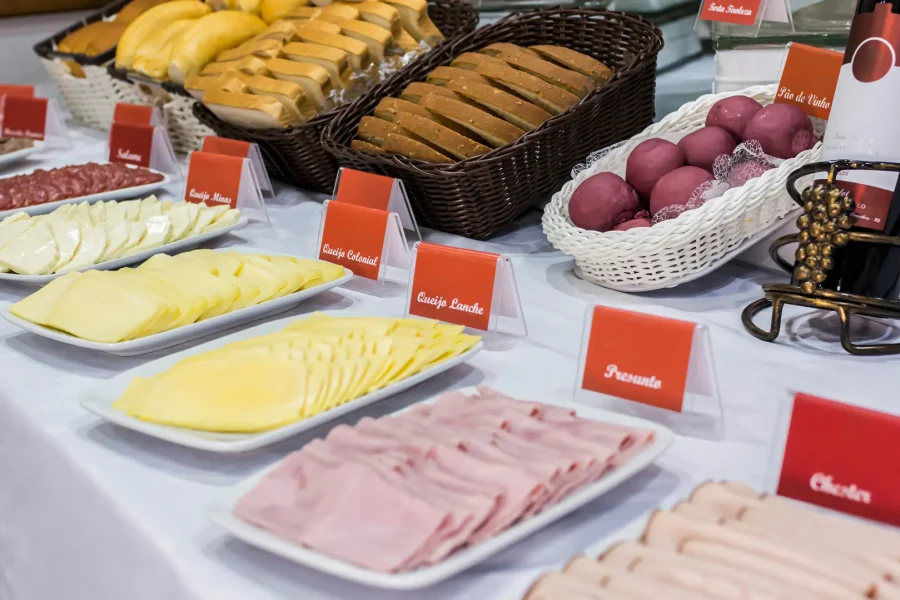 Café da Manhã - Térreo