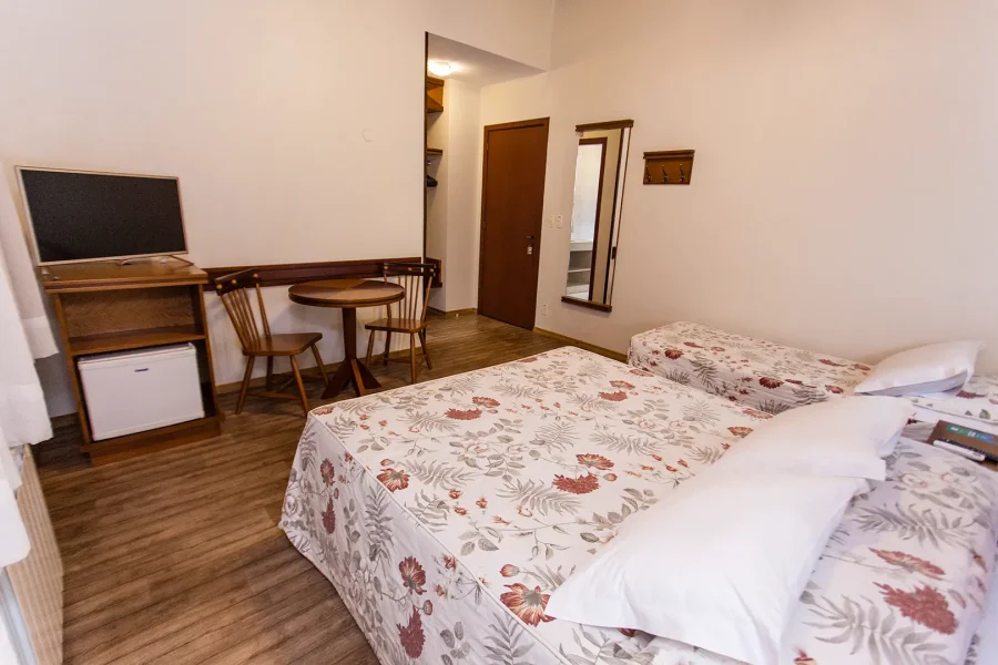 Apartamento Casal + 1 Cama